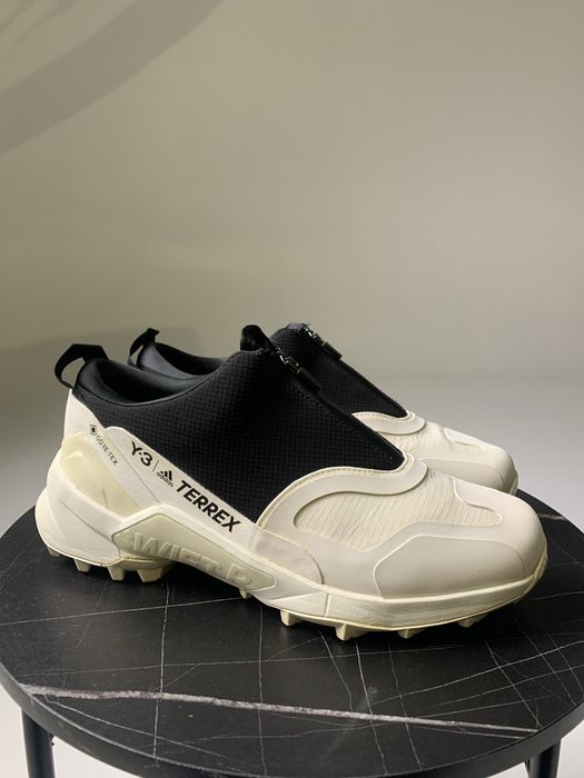 Y-3 Adidas Terrex swift r3 GoreTex