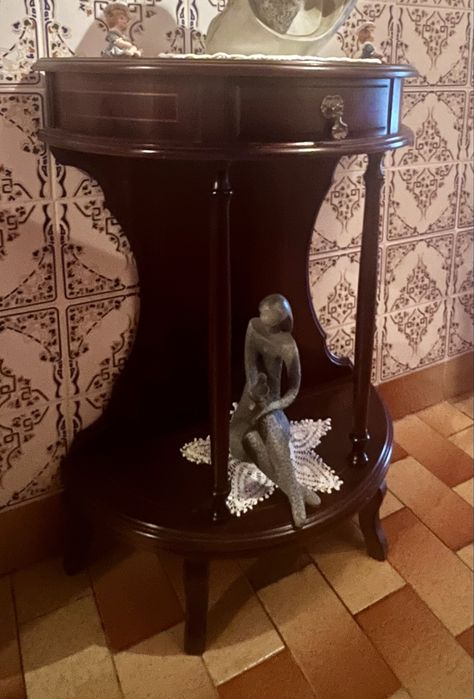 mesa de apoio com gaveta