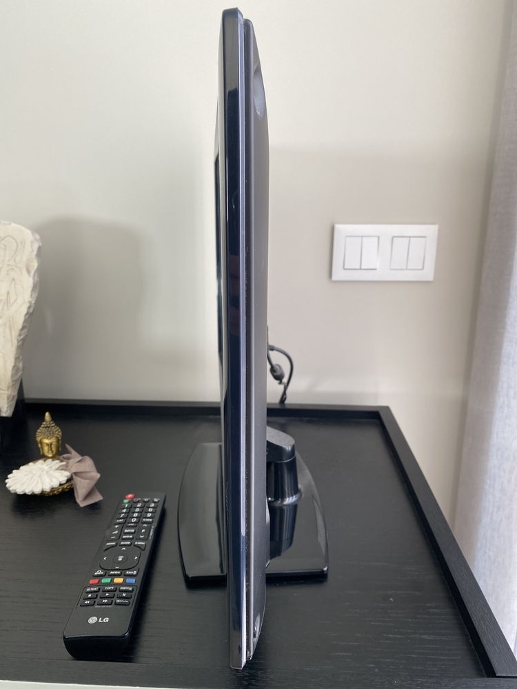 Tv nova Lg 22LE3300