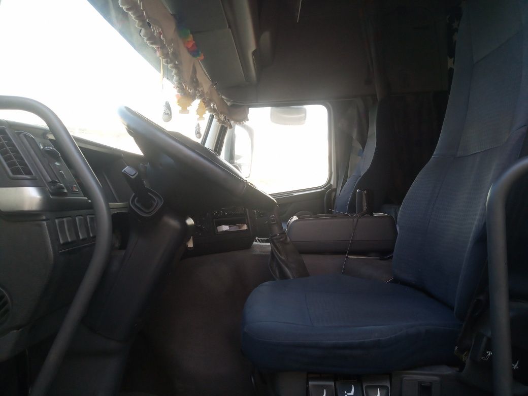 Camião Volvo fm9 19T