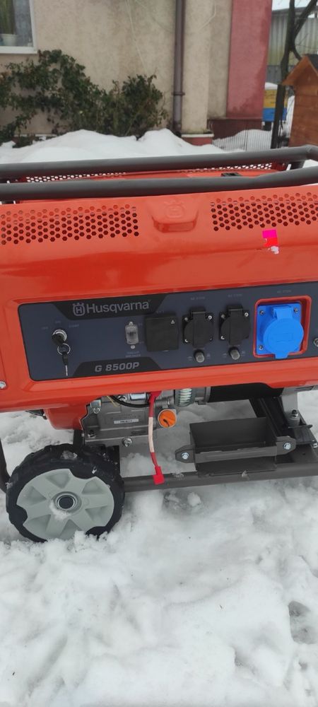 Продам бензогенератор husqvarna