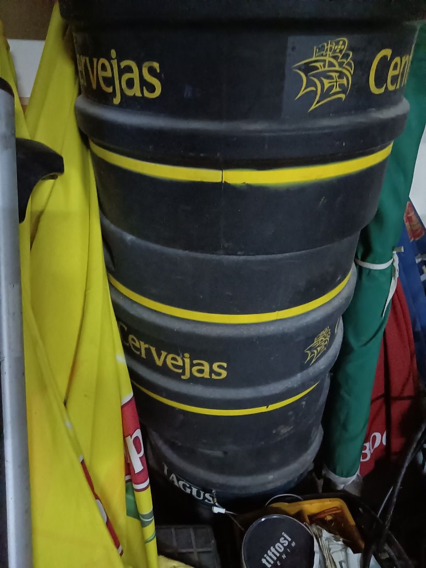 Vários equipamentos