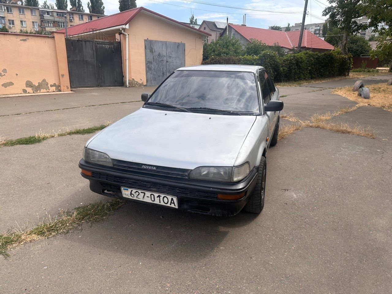 Toyota Corolla 7 лiтрiв по мiсту гарний стан