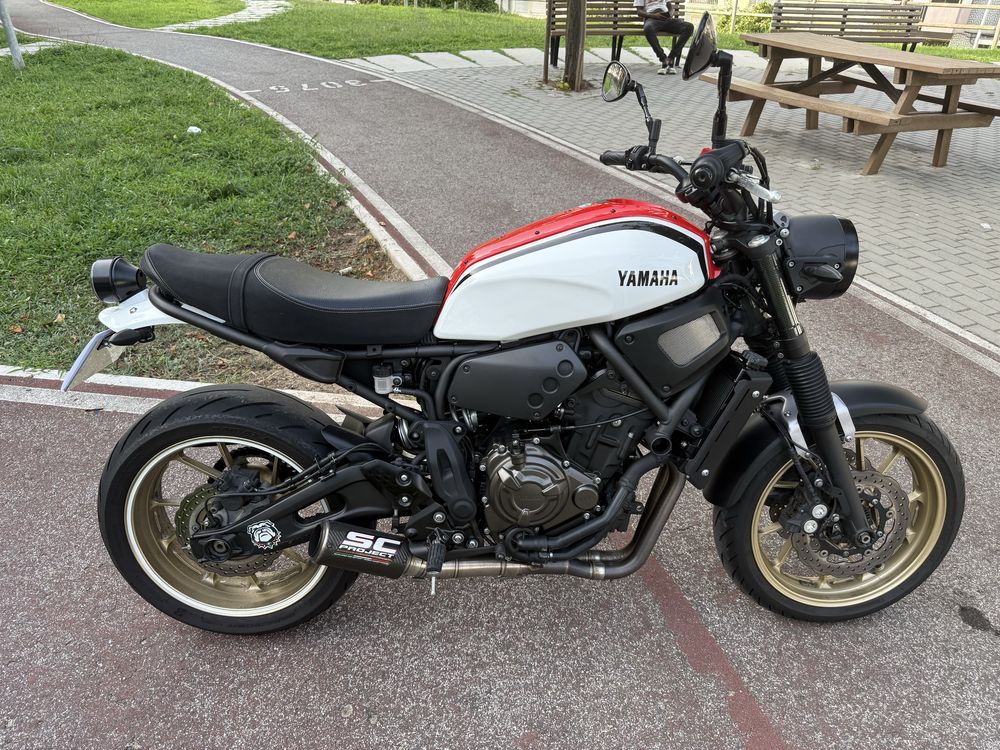 Mota Yamaha XSR 700