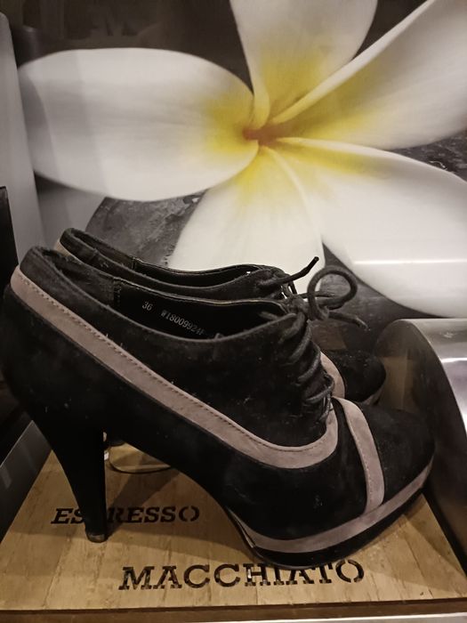 Buty Jenny Fairy od Jennifer Lopez rozm.36