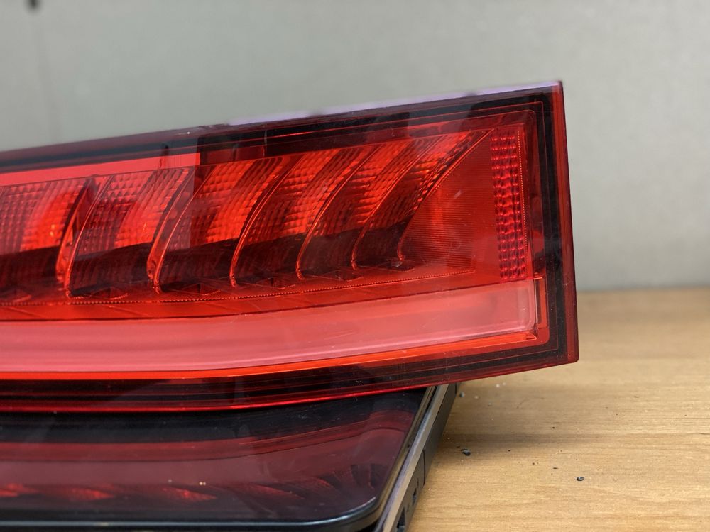 Продаються Стопи Задні фанарі Jaguar F-pace 16-20 рік