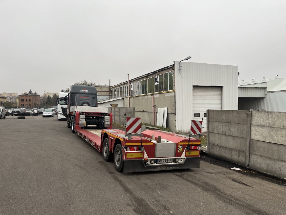 Iveco S-WAY z naczepą MAXTAILER 510 osie pendel