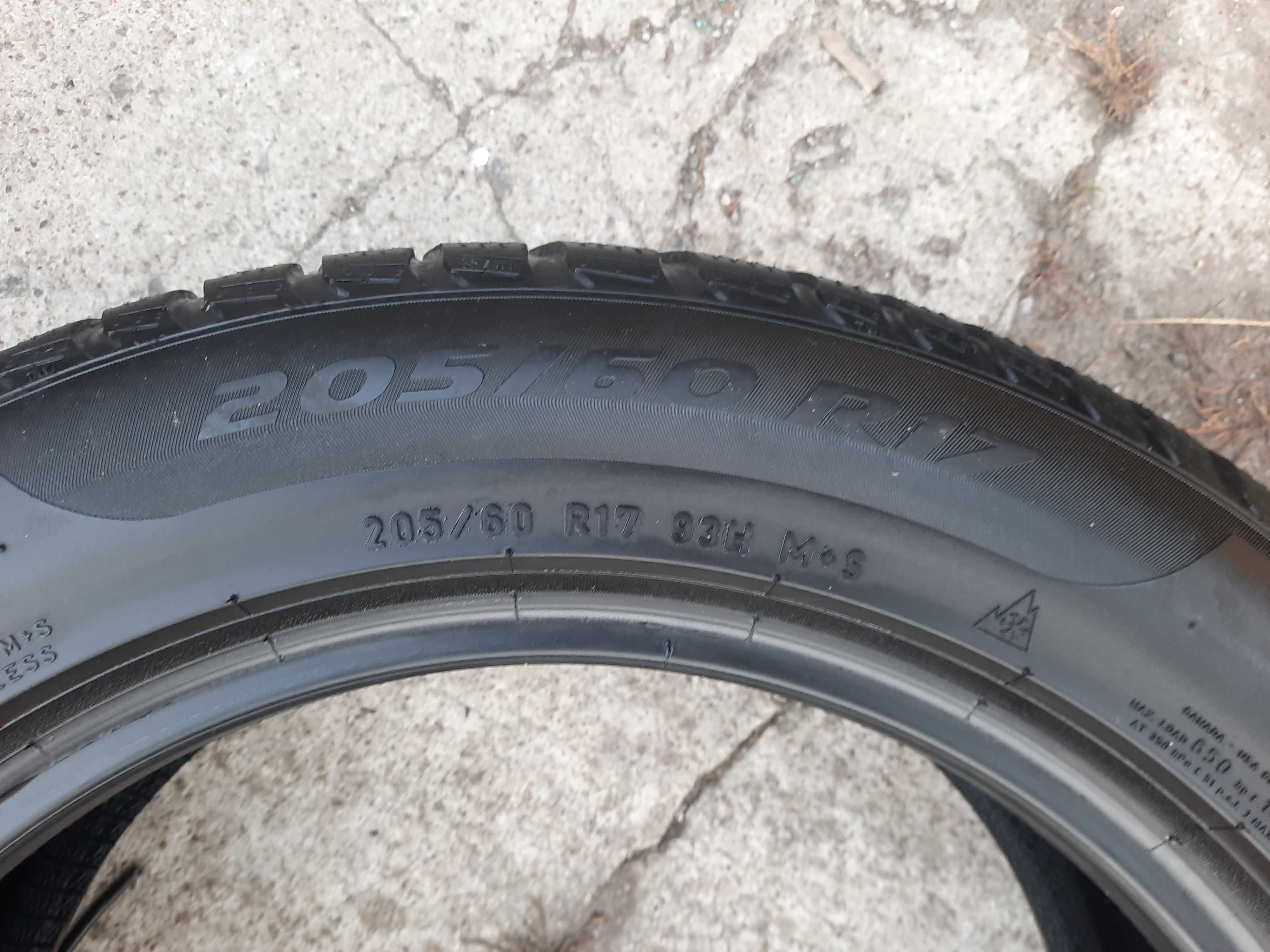 Opony zimowe klasy premium PIRELLI 205/60/17 ok. 6,5 mm