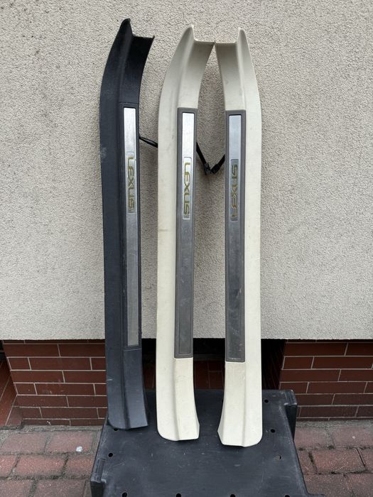 Lexus SC 430 lewa prawa listwa progowa podświetlana