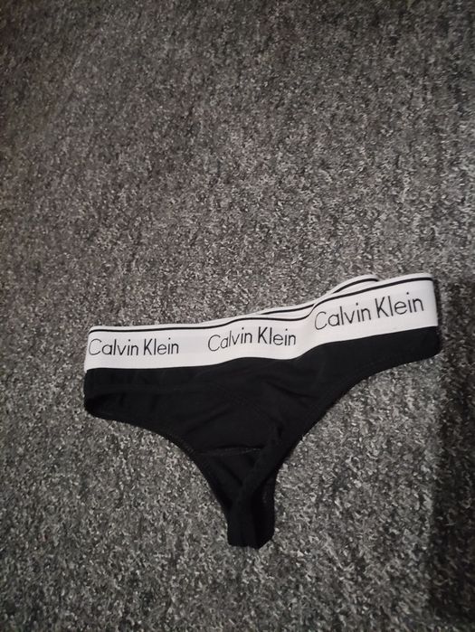 Stringi Calvin Klein