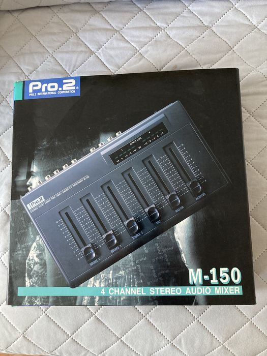 Pro 2M - 150 4 Channel Stereo Audio Mixer