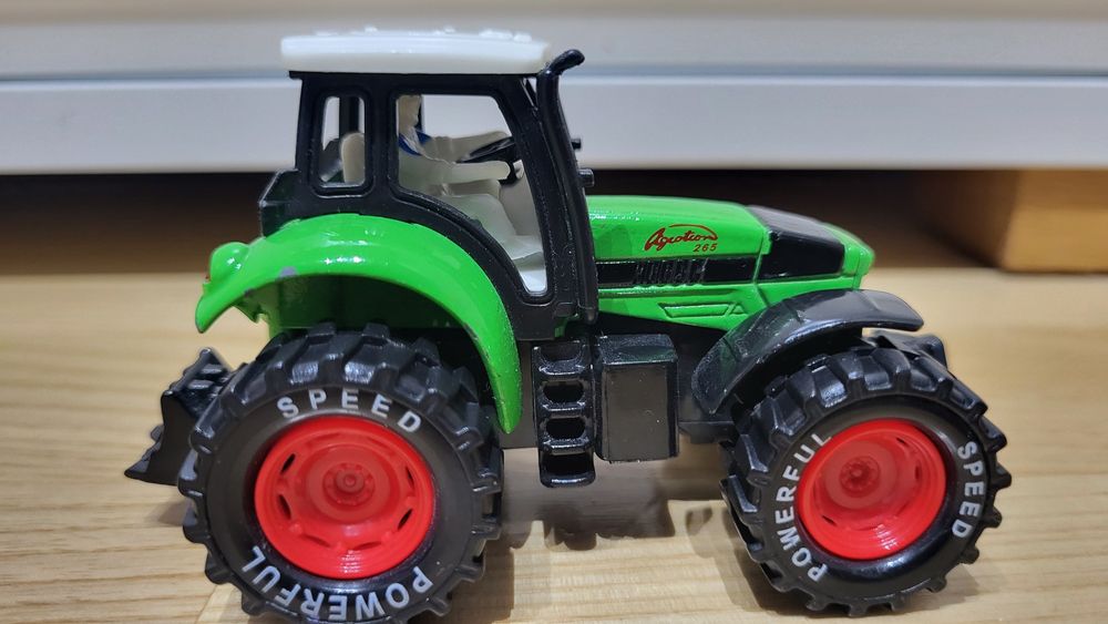 Sprzedam traktory dla chłopca