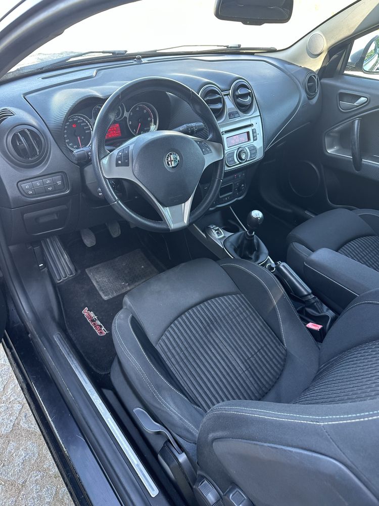 Alfa Romeu Mito diesel Nacional poucos km