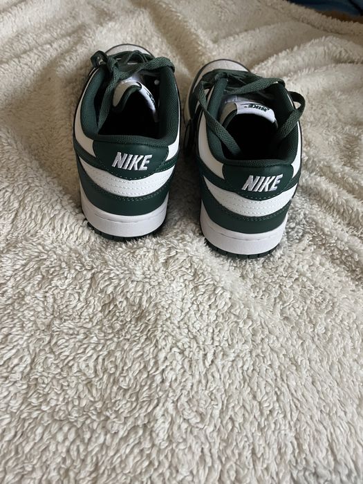 nike dunk low michigan state 41