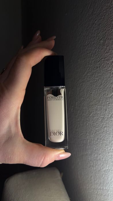 Коректор Dior Forever Skin 00 neutral