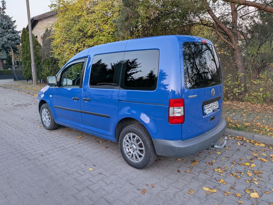 Caddy,7 osób ,1.6 benzyna ,klima, zarejestrowany