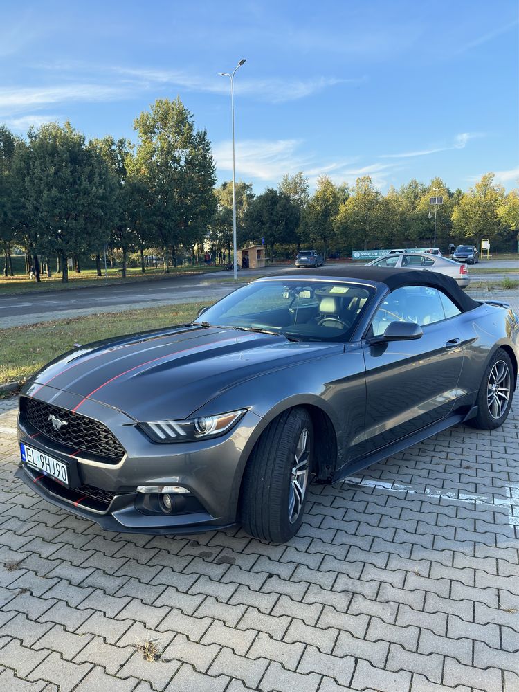 Ford Mustang VI Cabrio