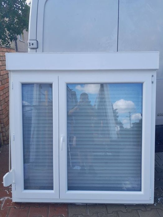 KR HAUS okno 148x155 z roletą zewnętrzna pcv używane okna drzwi POZNAŃ