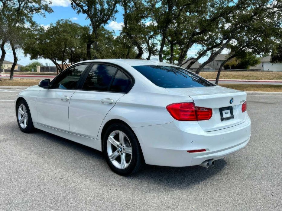 BMW 3 Series 328i      2015