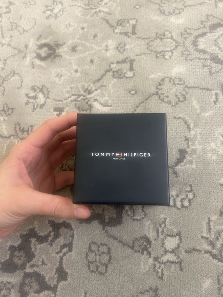 Pudelko na zegarek tommy hilfiger