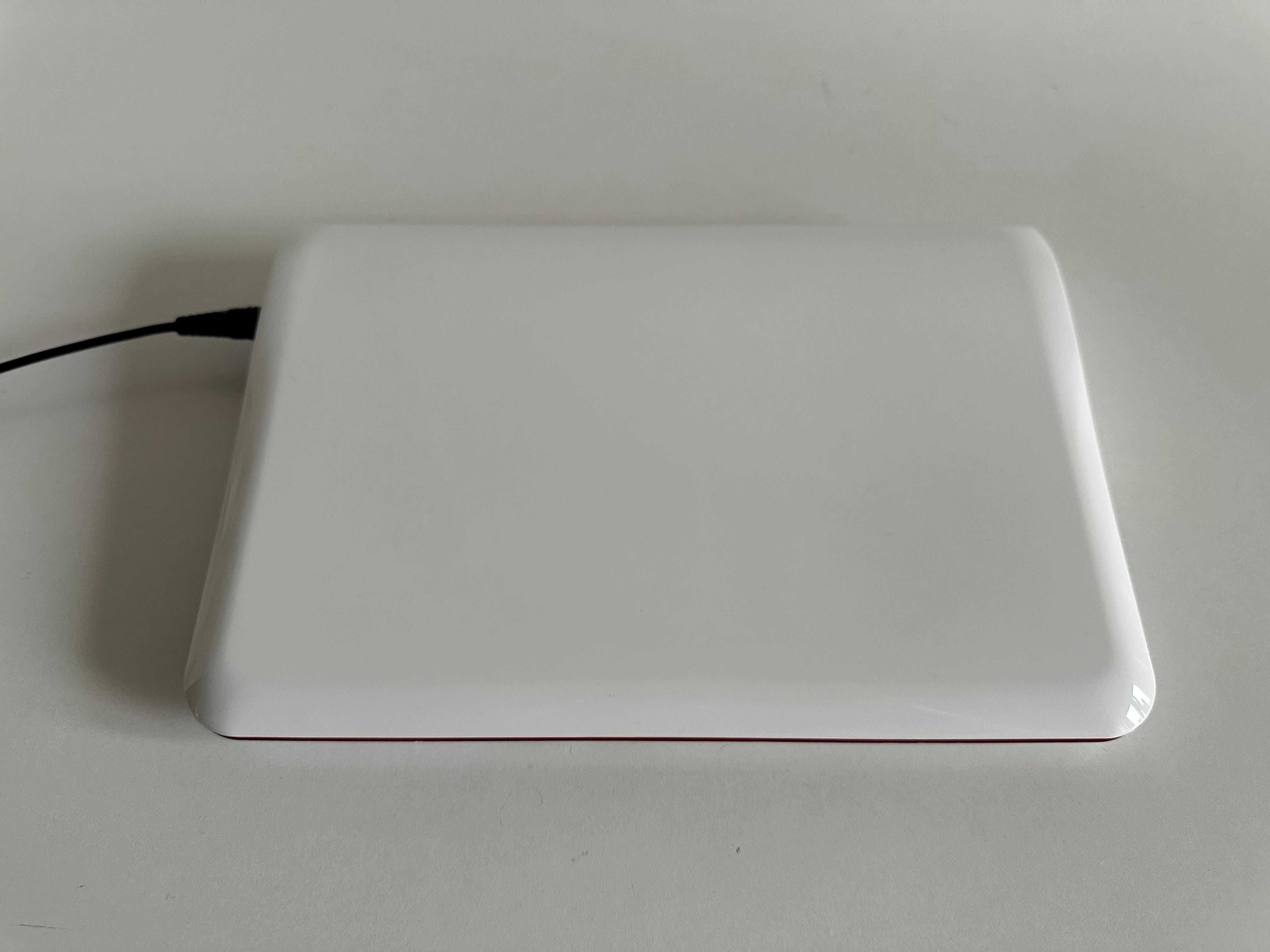 Portátil Samsung NP-NF110 Netbook 10.1"