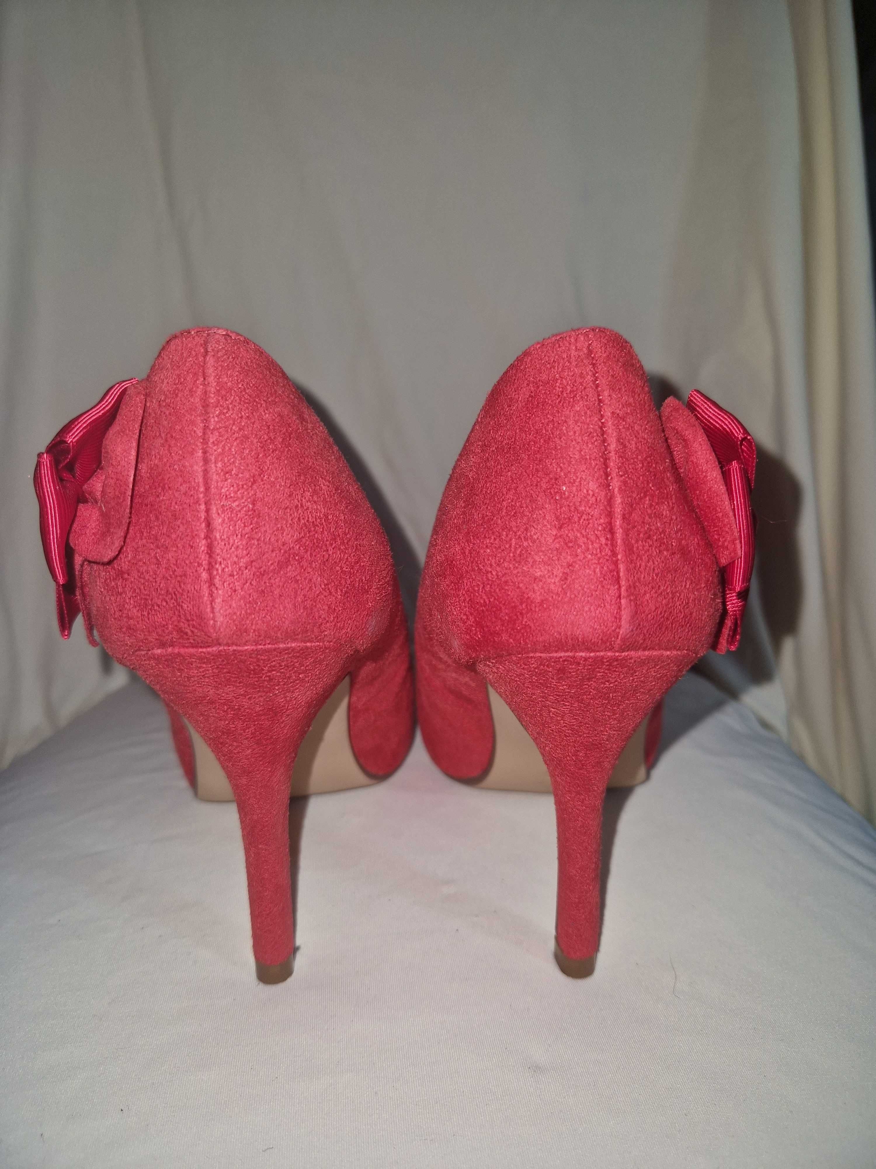Туфлі червоні з бантиком