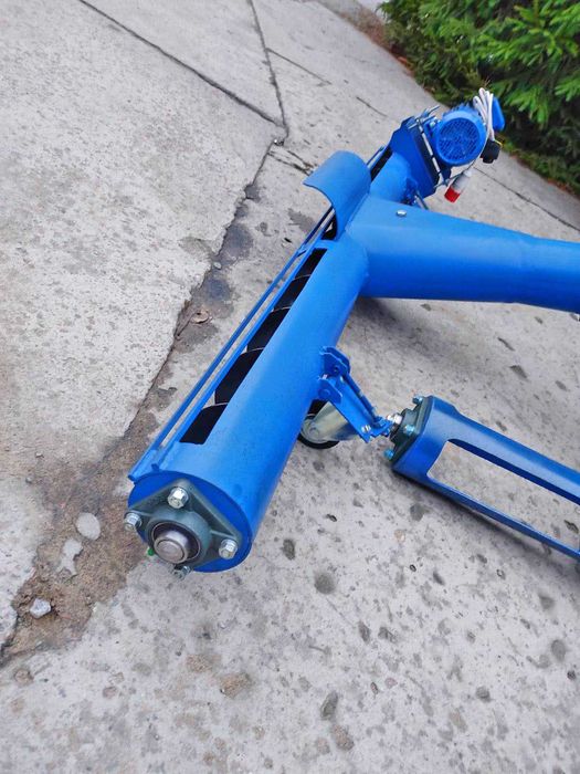 Шнековий погрузчик з підбирачем, шнек, транспортер зерна, протруювач