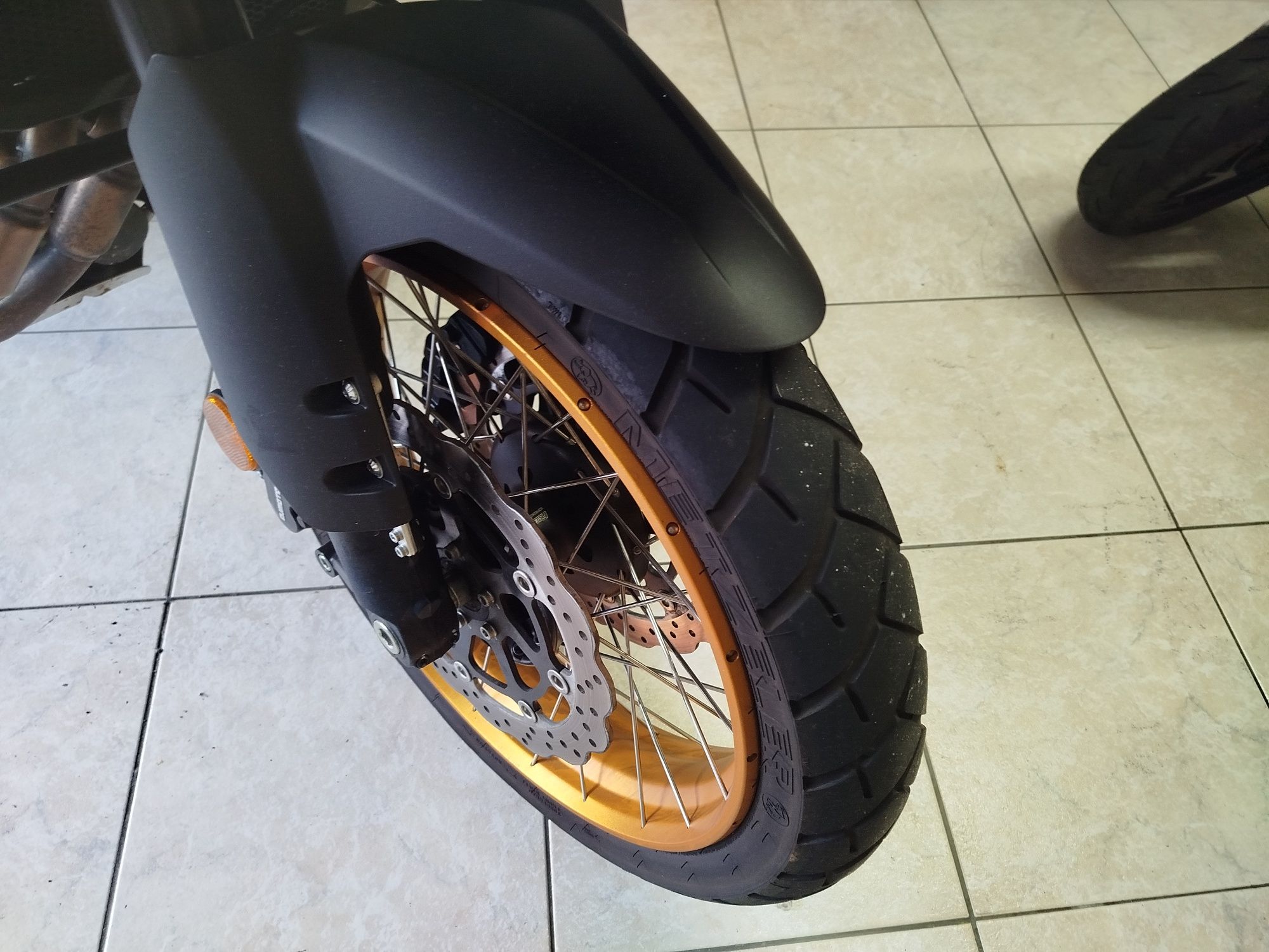 Qj motor srt 550 X
