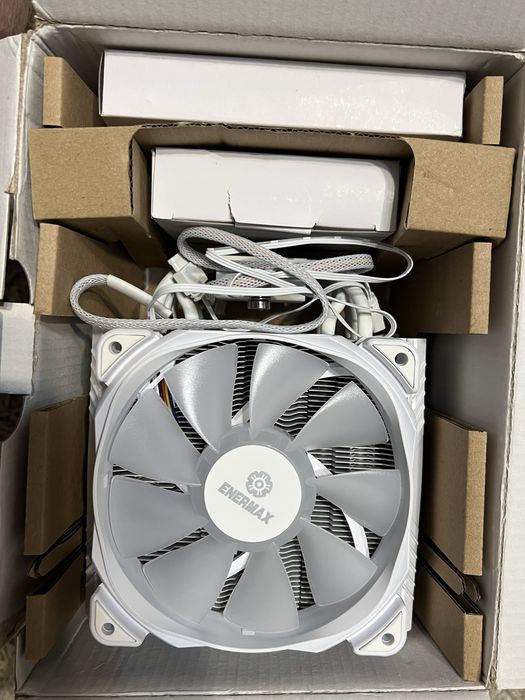 Повітряне охолодження для процесора Enermax T50 AXE ARGB WHITE LGA1700