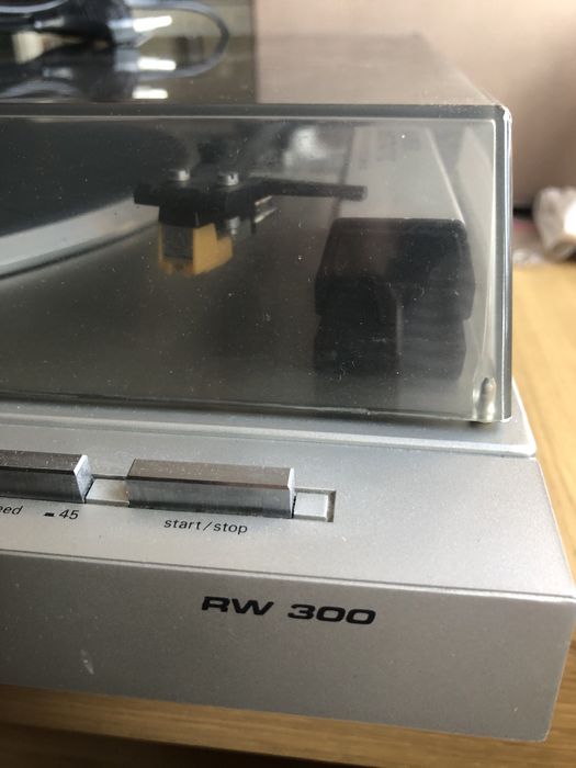 Gramofon Siemens  rw 300