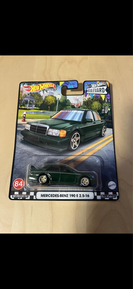 Hot Wheels Premium Boulevard Mercedes-Benz 190 E