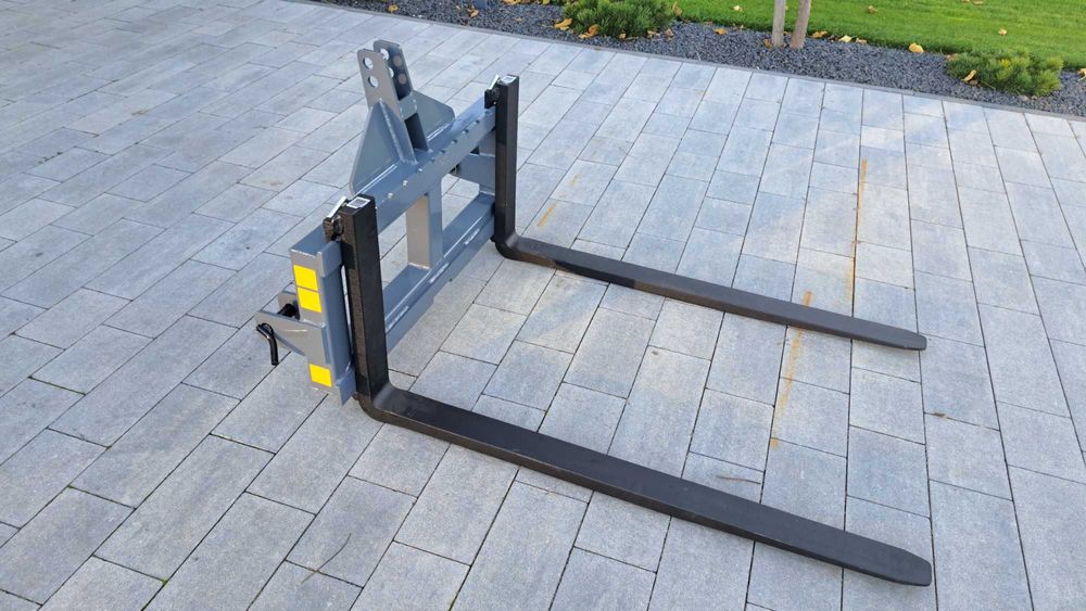 paleciak na tył ciągnika widły do palet 2 TONY TUZ ciągnika producent