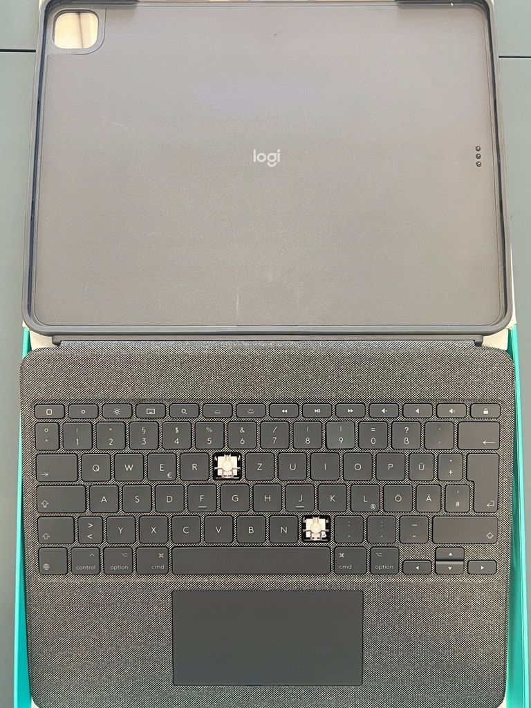 Klawiatura Logitech Combo Touch Apple iPad Pro 12.9 Układ QWERTZ
