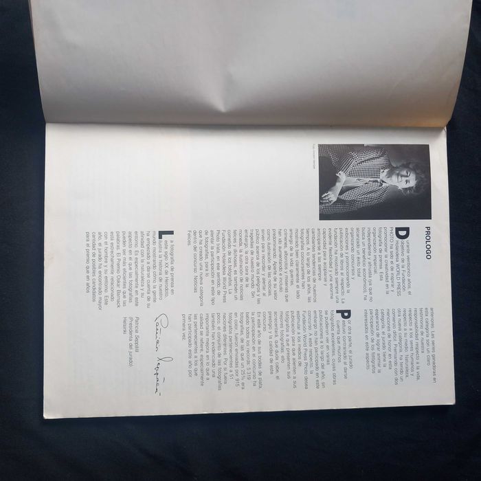 Revista " World Press Photo' 82 "