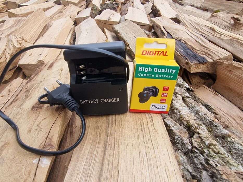 Проф дзеркальний фотоапарат Nicon D3000