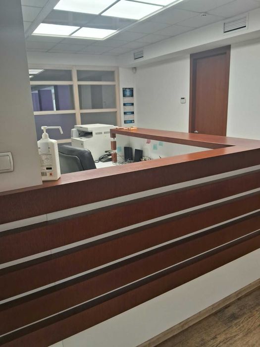 офис в центре с землей