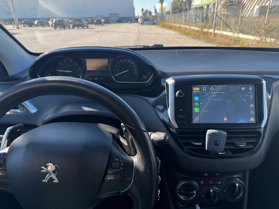 Peugeot 2008 1.2 PureTech Active Automatico Teto Panoramico