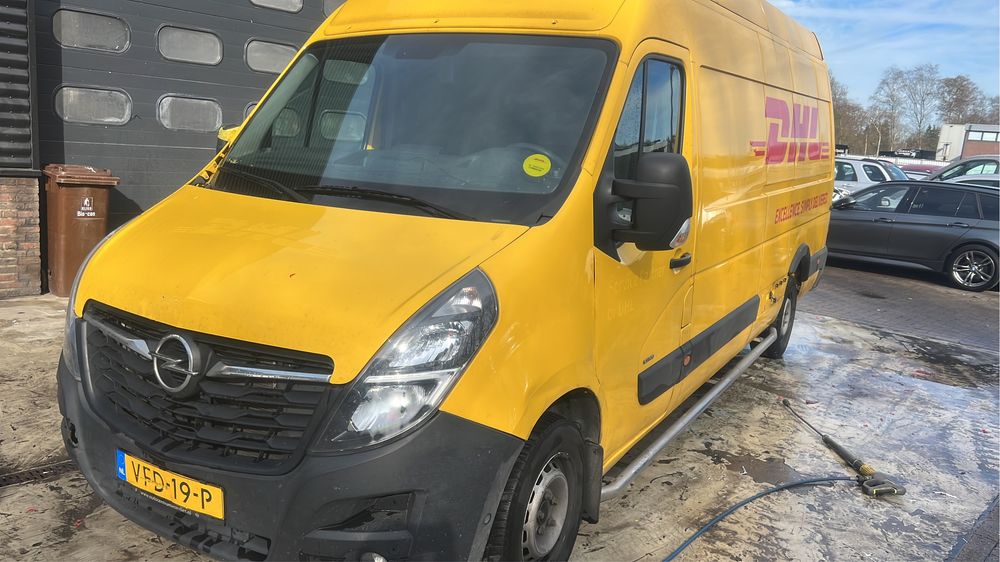 Renault Master 2  2.5 tdi на Гайки