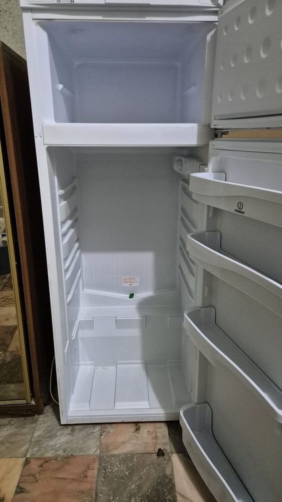 Frigorifico Indesit Classe A- Impecavel