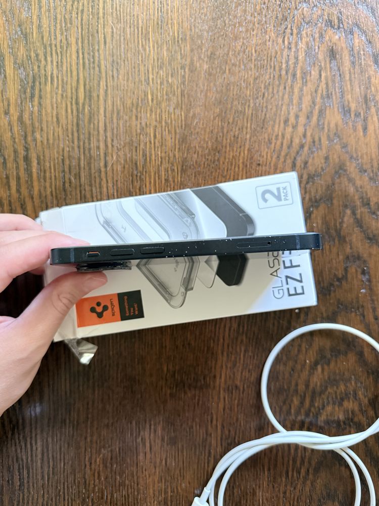 Iphone 13 mini 256 gb szklo ochronne, etui, ochrona aparatu, kabel