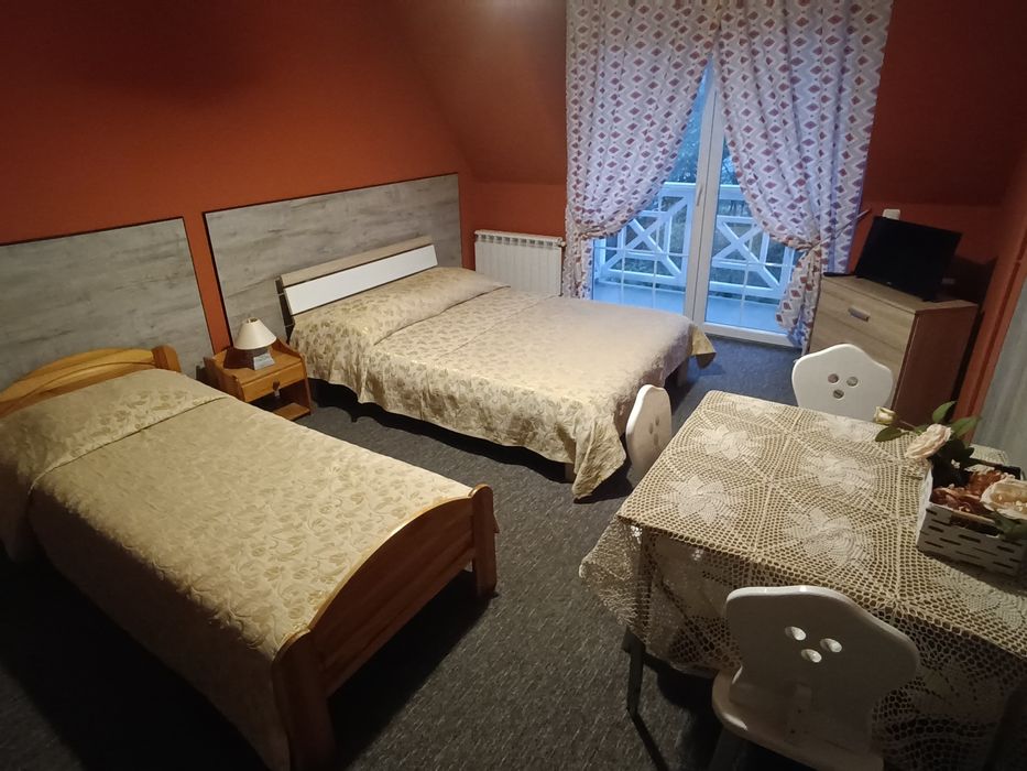 Wolne pokoje na wakacje Eleni