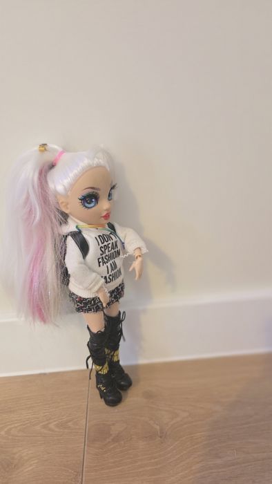Lalka rainbow high Amaya