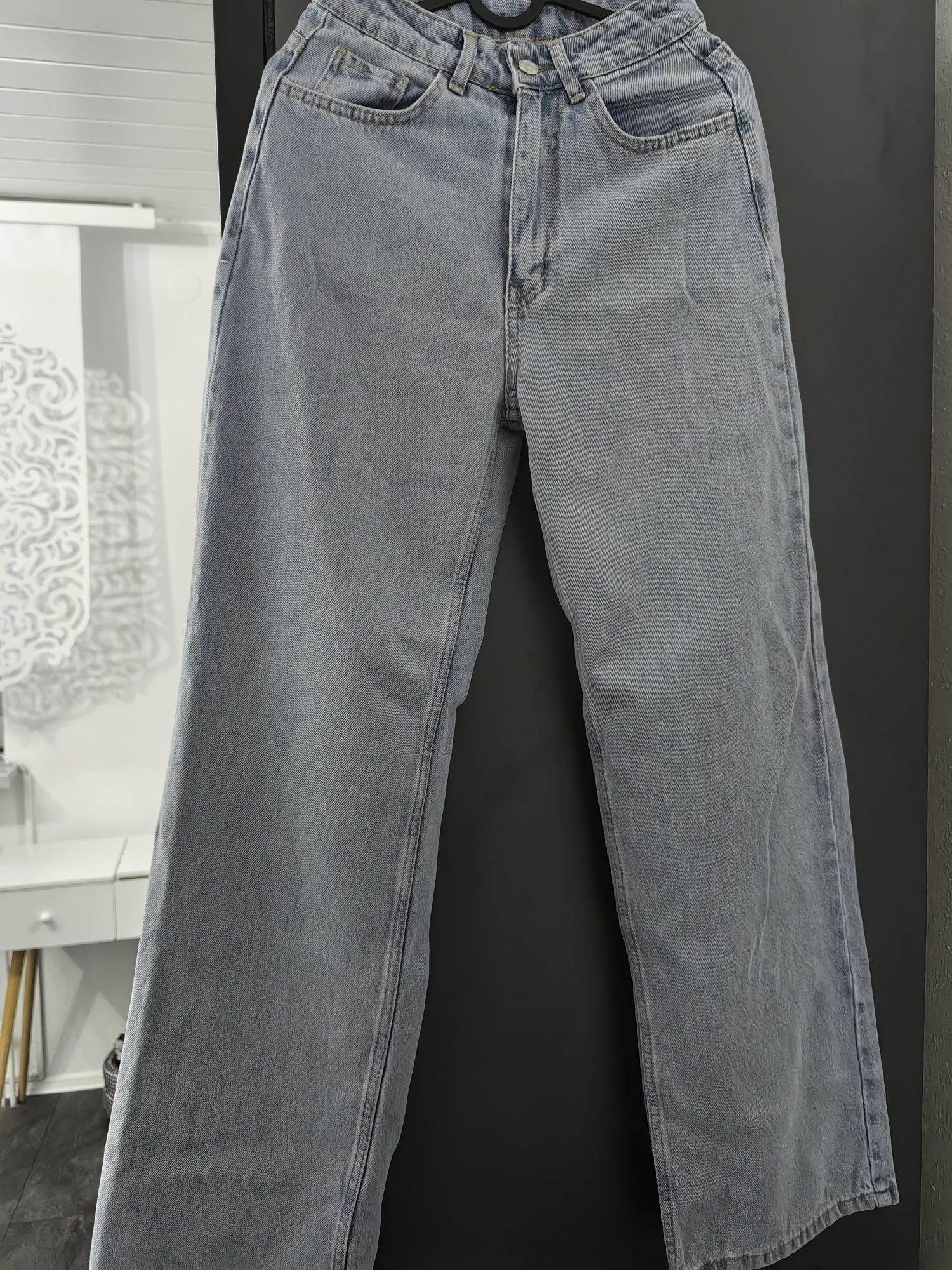 Spodnie jeansowe damskie nowe rozmiar 34