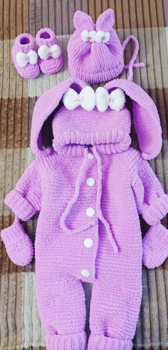 Вязаный комбинезон плюшевый