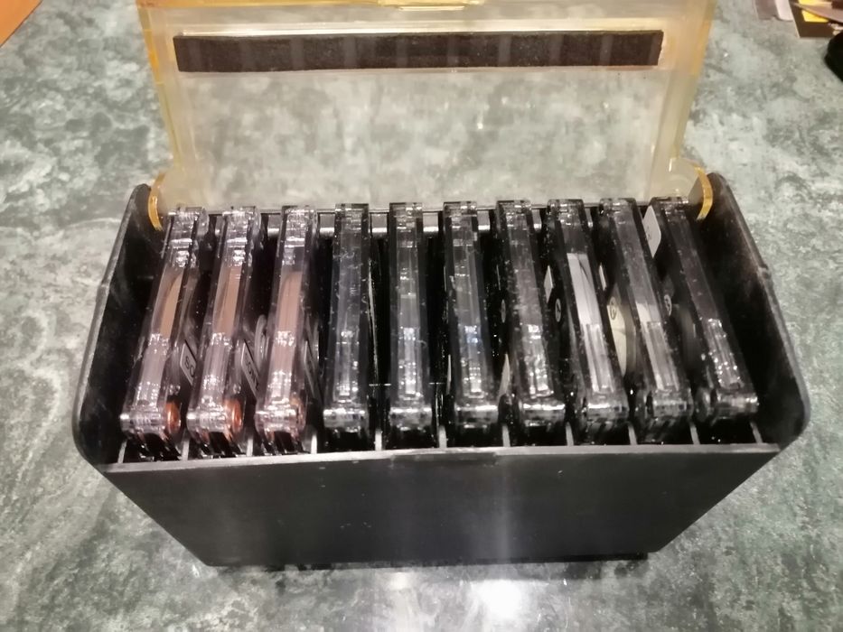 Аудиокассеты Maxell Sony