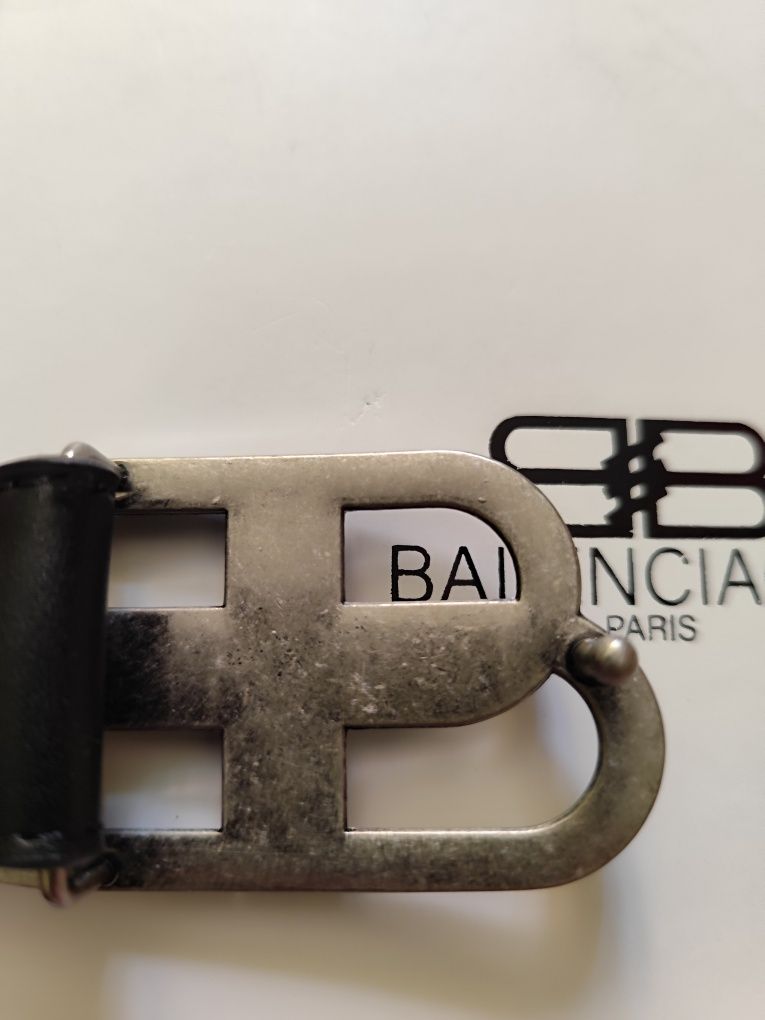 Pasek Balenciaga