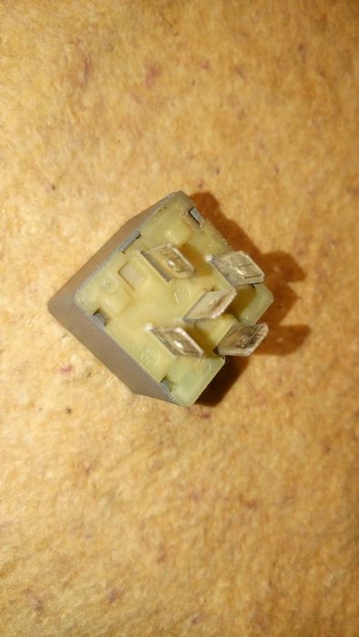 Автомобільне Реле B365 2030