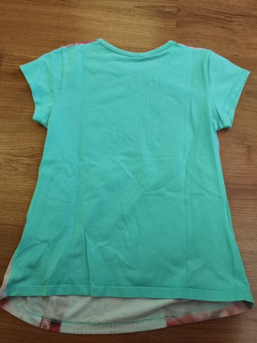 T-shirt verde de menina com estampa