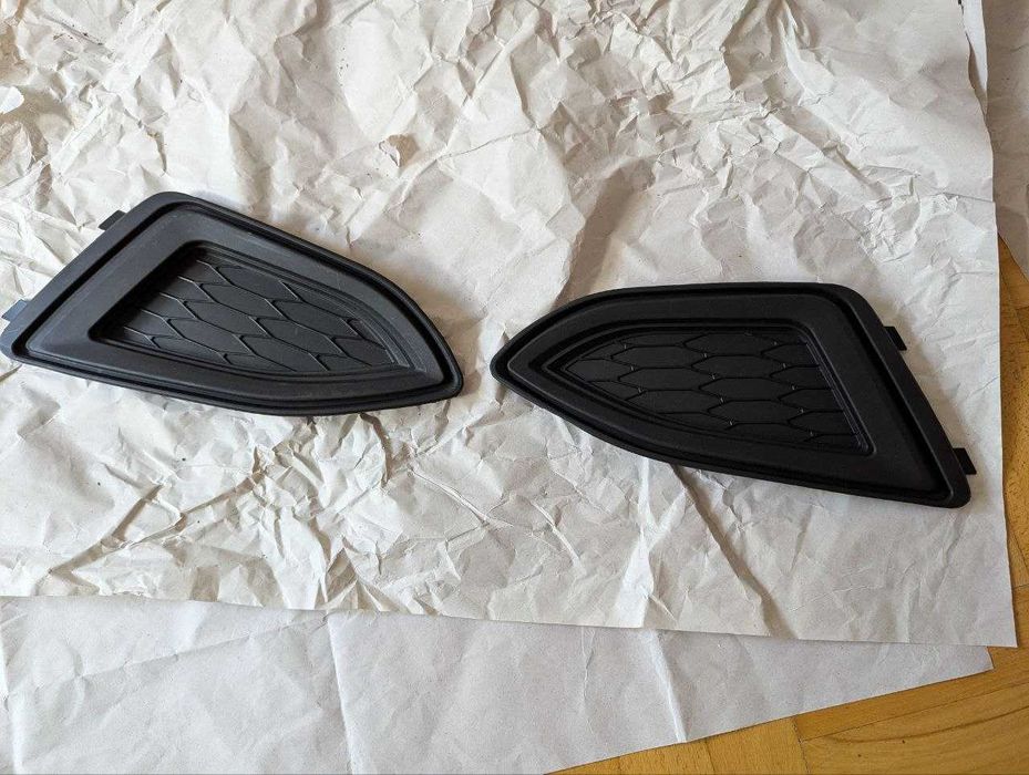 Заглушки протитуманних фар для Ford Edge 2015-2018 FT4Z-17B814-AB