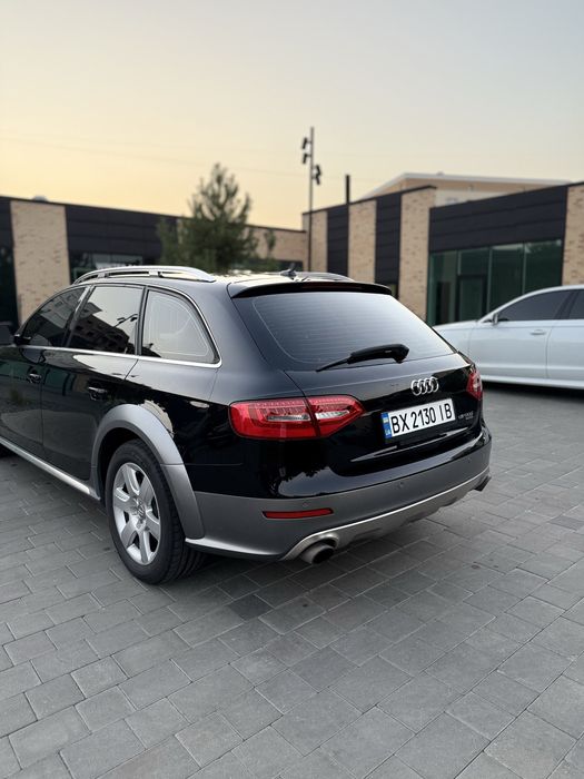 Продам Audi A4 Allroad 2013
